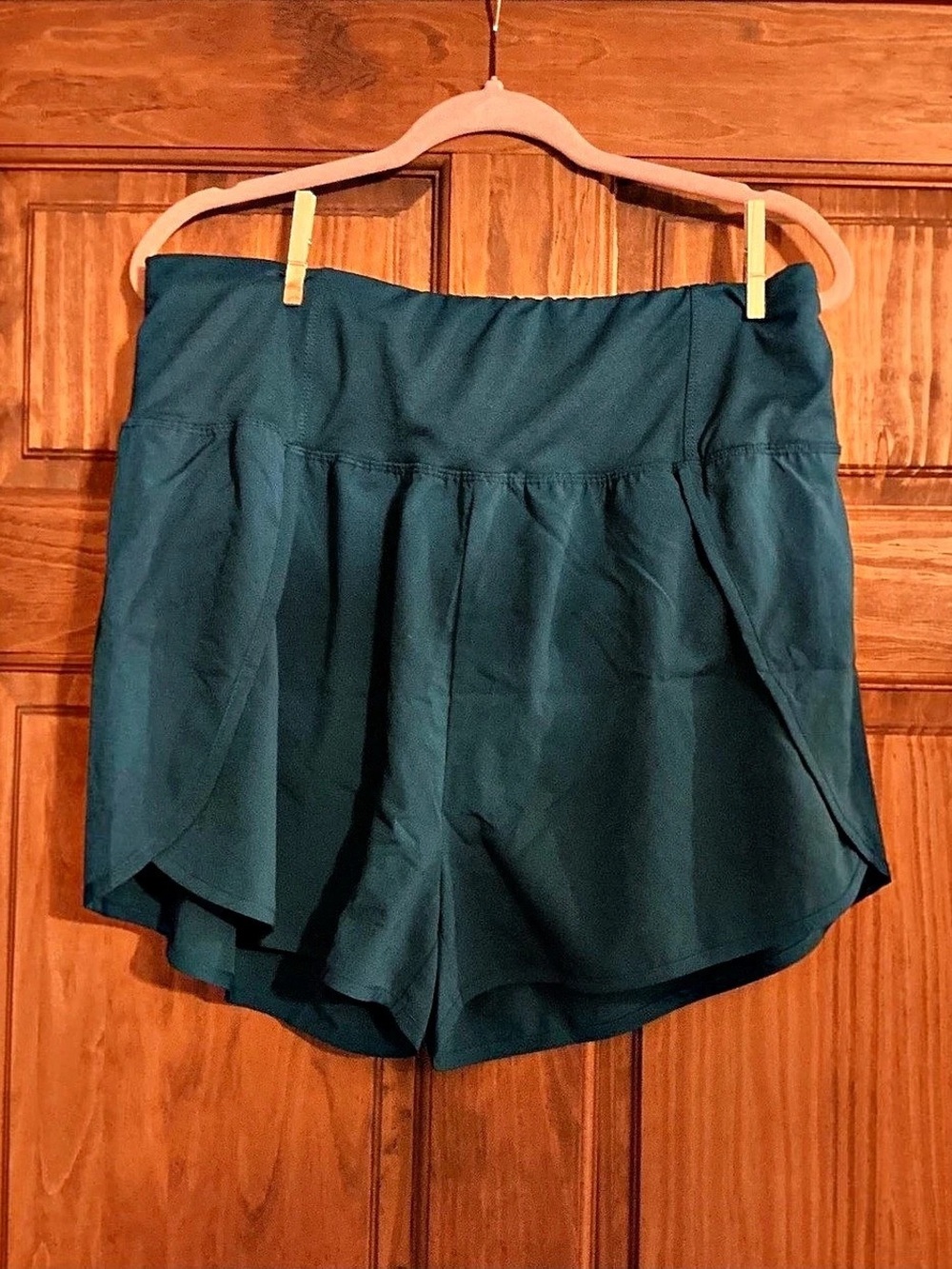 ZENANA High-Waisted Zippered Back Pocket Active Shorts dark teal Size 1X NWOT